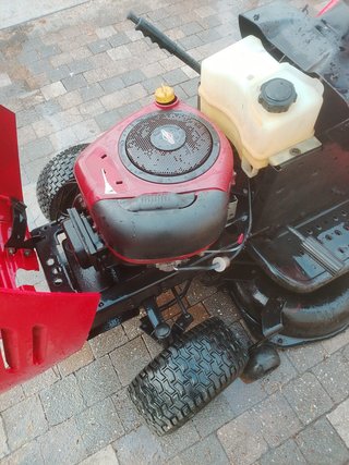 Tractor Jonsered LT 14 - 14,5 CV