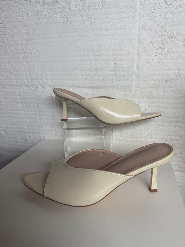 Sandalia Zueco Moda Cruda Talla 38