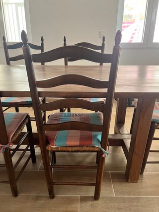 Conjunto de 8 sillas de comedor de madera y ratán