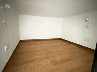 Local comercial en alquiler en Bellas Vistas en Madrid