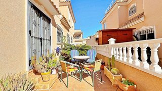 Casa adosada en venta en Campos de Golf - Villa Martin - Los Dolses en Orihuela