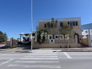 Nave industrial en venta en Sur en Jerez de la Frontera