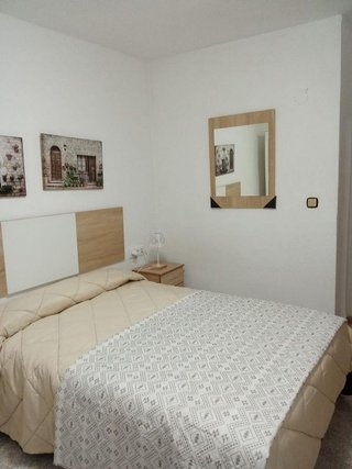 Piso en alquiler en Ciudad Jardín - Zoco en Córdoba