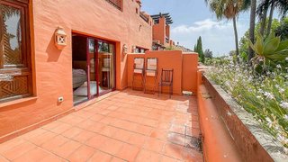 Casa adosada en alquiler en Lomas de Marbella Club - Puente Romano en Marbella