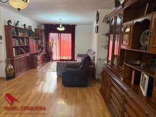 Chalet en venta en Oia