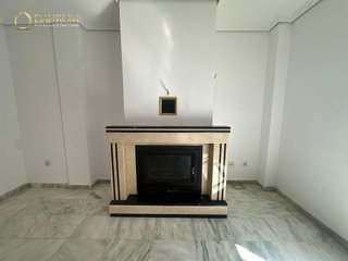 Casa adosada en venta en Colores - Entreparques en Sevilla