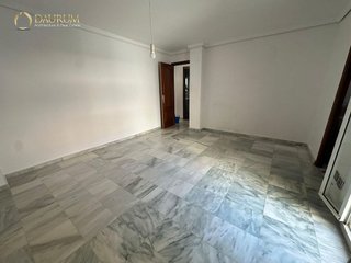 Casa adosada en venta en Colores - Entreparques en Sevilla