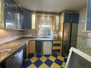 Casa adosada en venta en Colores - Entreparques en Sevilla