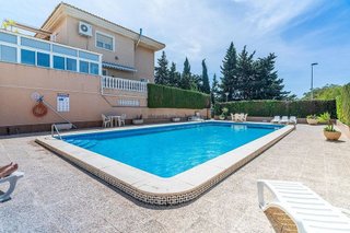 Casa en venta en Nueva Torrevieja - Aguas Nuevas en Torrevieja