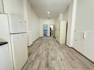 Local comercial en alquiler en La Luz - El Torcal en Málaga
