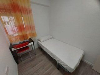 Piso en alquiler en Ciutat Jardí en Valencia