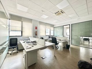 Local comercial en venta en Buenavista en Madrid