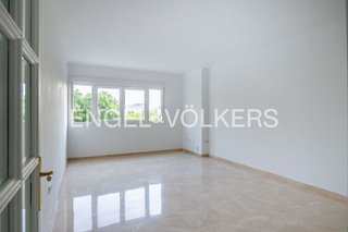 Piso en alquiler en Huerta del Pilar en Sevilla