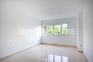 Piso en alquiler en Huerta del Pilar en Sevilla