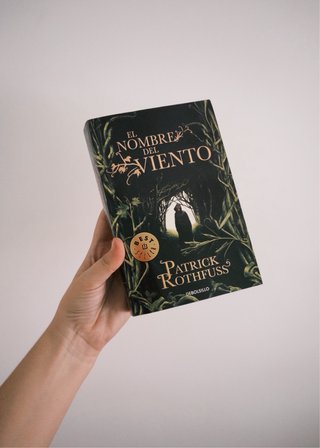 Libro “El nombre del viento”