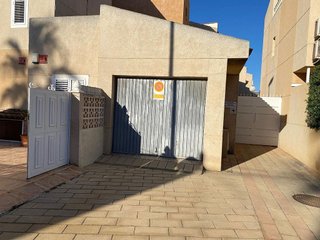 Casa pareada en venta en Playa de los Locos en Torrevieja