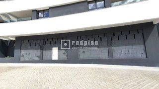 Local comercial en alquiler en Puerto de la Torre - Atabal en Málaga