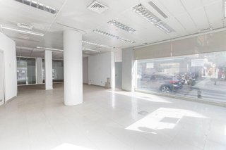Local comercial en venta en Barrio de Zaidín en Granada
