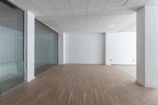 Local comercial en venta en Barrio de Zaidín en Granada