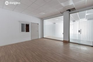 Local comercial en venta en Barrio de Zaidín en Granada