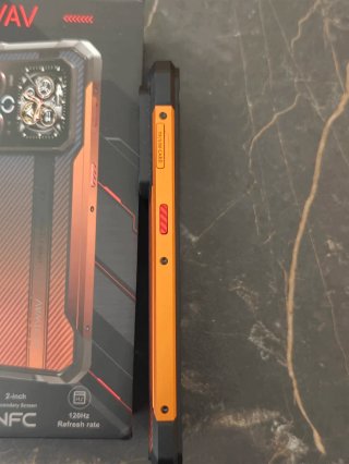 Hotwav Cyber 18 Smartphone Arancione Nero