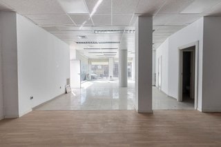 Local comercial en venta en Barrio de Zaidín en Granada