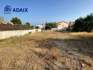 Terreno en venta en Centro en Roda de Barà