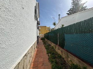 Chalet en alquiler en Oliva Playa en Oliva