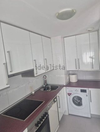 Piso en alquiler en Valdeacederas en Madrid