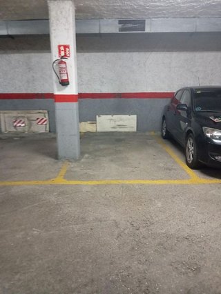Garaje en venta en Zona Mercat en Rubí