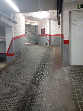 Garaje en venta en Zona Mercat en Rubí