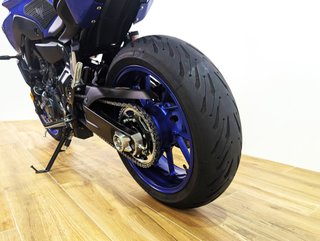 YAMAHA MT-07   (modelo actual) A2 2024