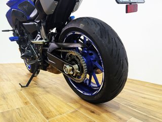 YAMAHA MT-07   (modelo actual) A2 2021