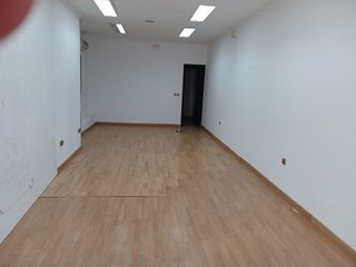 Local comercial en venta en Universidad en Ciudad Real