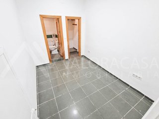 Local comercial en alquiler en La Unión - Cruz de Humilladero - Los Tilos en Málaga