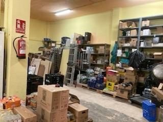 Local comercial en alquiler en Casagemes - Canyadó en Badalona