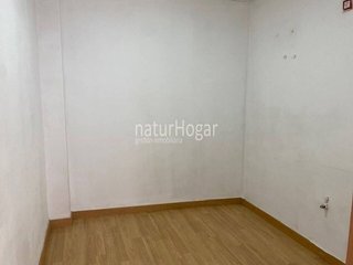 Local comercial en alquiler en La Cañada en Paterna