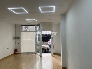 Local comercial en alquiler en La Cañada en Paterna
