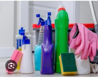Se realizan trabajos de limpieza y labajillas