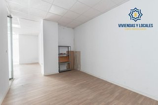 Local comercial en venta en Barrio de Zaidín en Granada