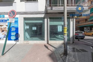 Local comercial en venta en Barrio de Zaidín en Granada