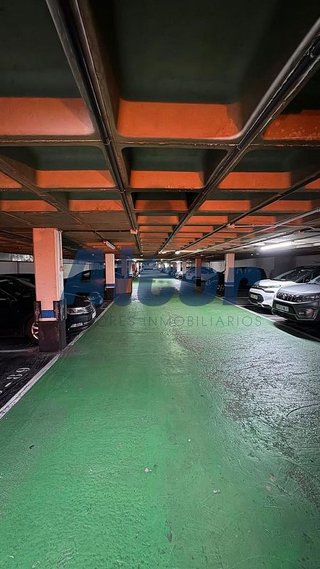 Garaje en venta en Castellana en Madrid