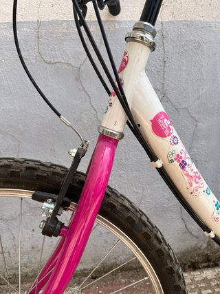 Bicicleta niña 24” blanca y rosa