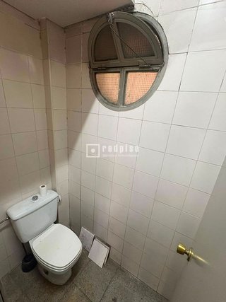 Local comercial en venta en Portazgo en Madrid
