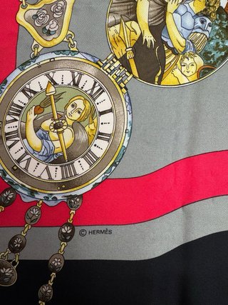 Sciarpa Hermès La Ronde des Heures di Loïc Dubigeon