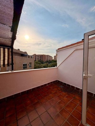 Ático en alquiler en Butarque en Madrid