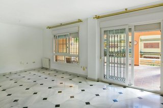 Piso en alquiler en El Mayorazgo - El Limonar en Málaga