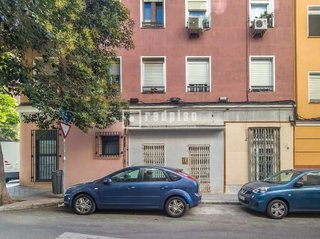 Local comercial en alquiler en Fuente del Berro en Madrid