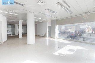 Local comercial en venta en Barrio de Zaidín en Granada