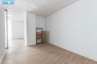 Local comercial en venta en Barrio de Zaidín en Granada